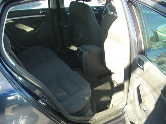 VOLKSWAGEN GOLF 1.6 GASOLINA 102CV