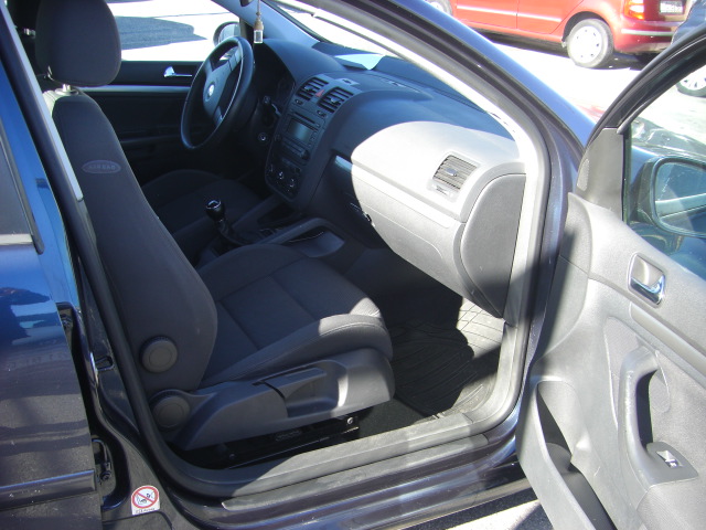 VOLKSWAGEN GOLF 1.6 GASOLINA 102CV