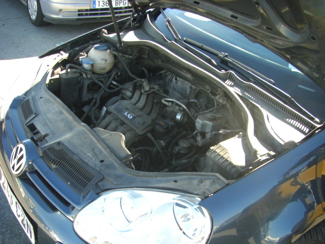 VOLKSWAGEN GOLF 1.6 GASOLINA 102CV