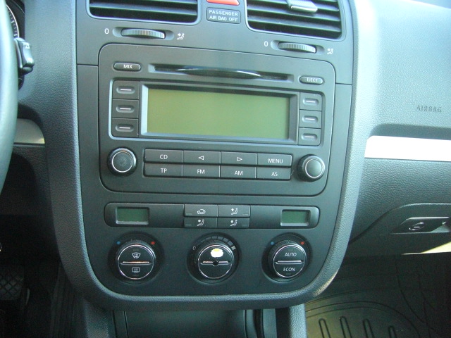 VOLKSWAGEN GOLF 1.6 GASOLINA 102CV