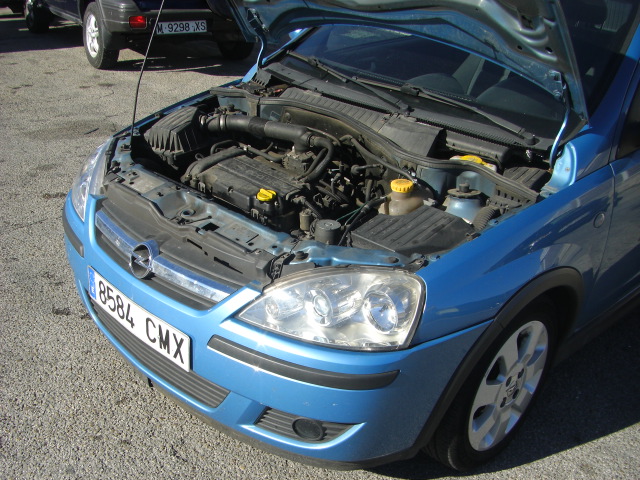 OPEL CORSA 1.4 GASOLINA 90CV