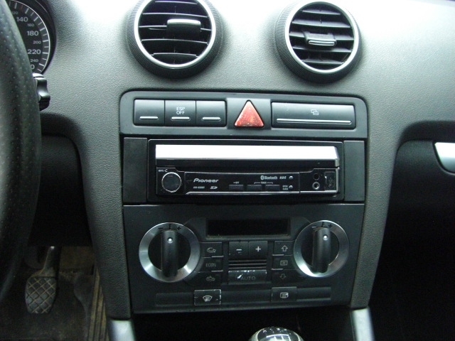 AUDI A-3 2.0 TDI 140CV S-LINE