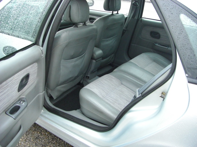 RENAULT LAGUNA 2.0 GASOLINA 137CV