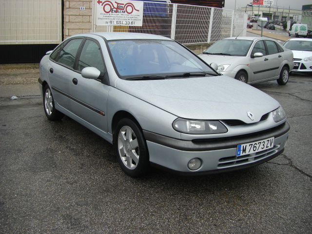 RENAULT LAGUNA 2.0 GASOLINA 137CV