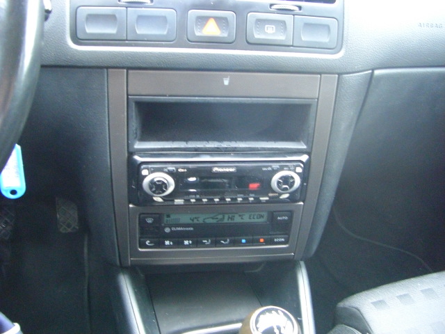 VOLKSWAGEN BORA 1.9 TDI 110CV