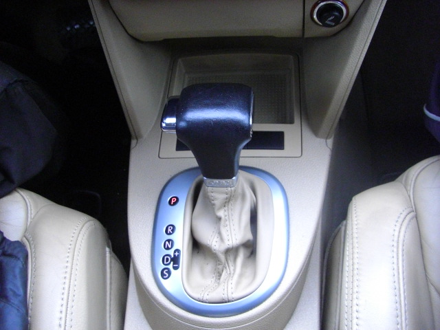 VOLKSWAGEN TOURAN 2.0 TDI 140CV DSG