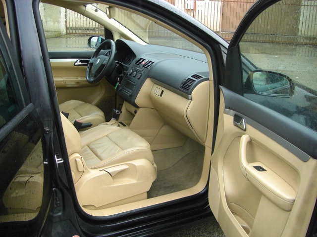 VOLKSWAGEN TOURAN 2.0 TDI 140CV DSG