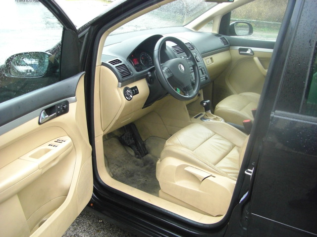 VOLKSWAGEN TOURAN 2.0 TDI 140CV DSG