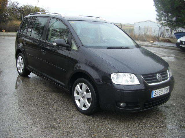 VOLKSWAGEN TOURAN 2.0 TDI 140CV DSG