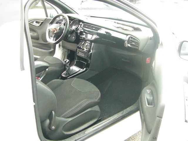 CITROEN DS3 1.6 HDI 92CV
