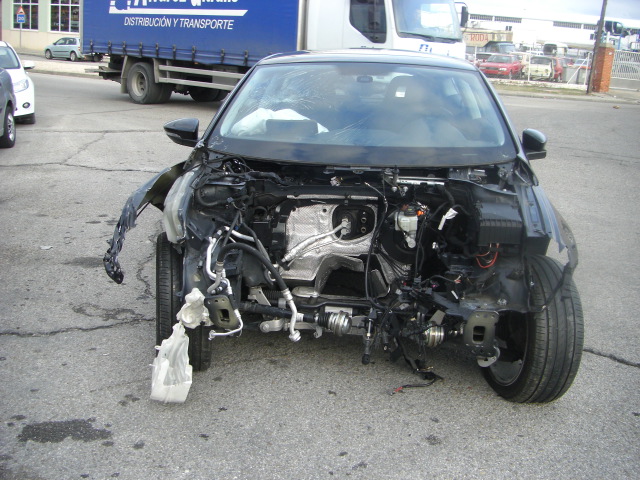 VOLKSWAGWN SCIROCCO 2.0 TDI 140CV