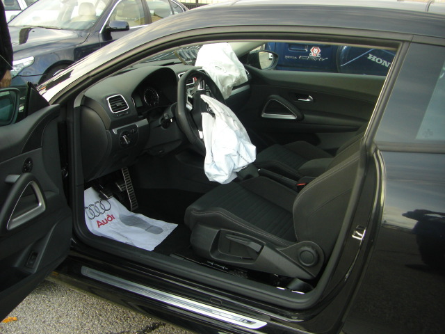 VOLKSWAGWN SCIROCCO 2.0 TDI 140CV