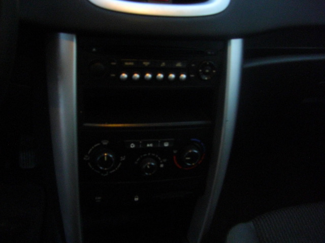 PEUGEOT 207 HDI 68CV