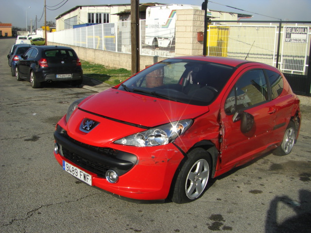 PEUGEOT 207 1.4 GASOLINA 95CV