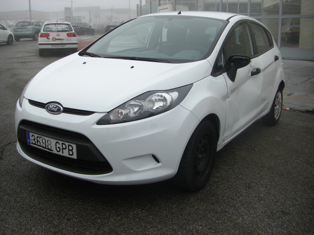 Kit Tagliando Castrol Ford Fiesta V 4L A5 5w30 - Foto 6