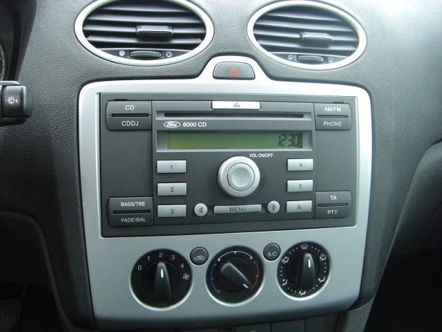 FORD FOCUS 1.6 TDCI 110CV FAMILIAR