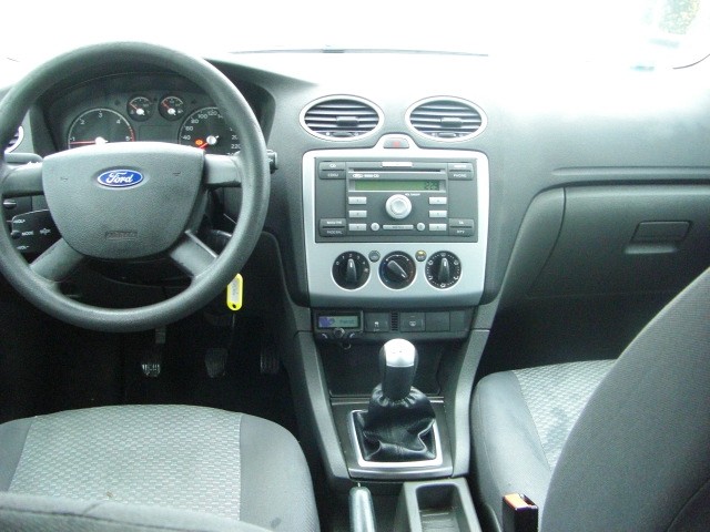 FORD FOCUS 1.6 TDCI 110CV FAMILIAR