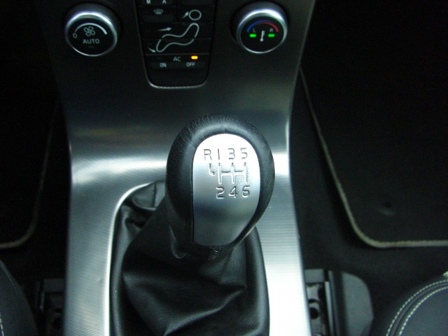 VOLVO C- 30 2.0 D 136CV R LINE