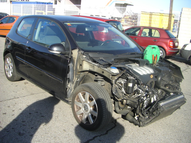 VOLKSWAGEN GOLF 1.9 TDI 105CV