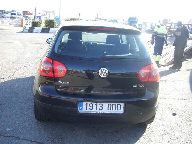 VOLKSWAGEN GOLF 1.9 TDI 105CV