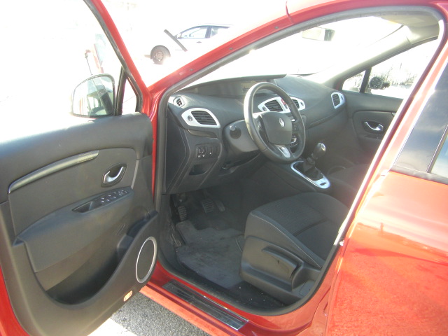 RENAULT GRAND SCENIC 1.5 DCI 105CV