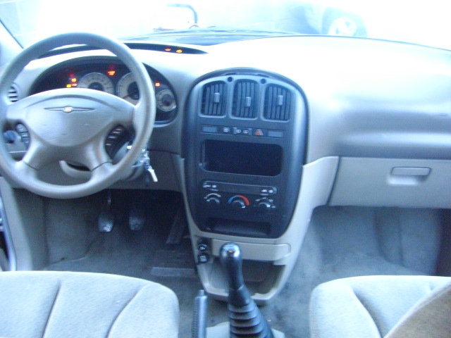 CRYSLER VOYAGER 2.5 DIESEL 142CV 7 PLAZAS