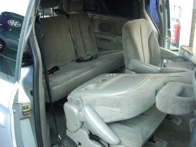 CRYSLER VOYAGER 2.5 DIESEL 142CV 7 PLAZAS