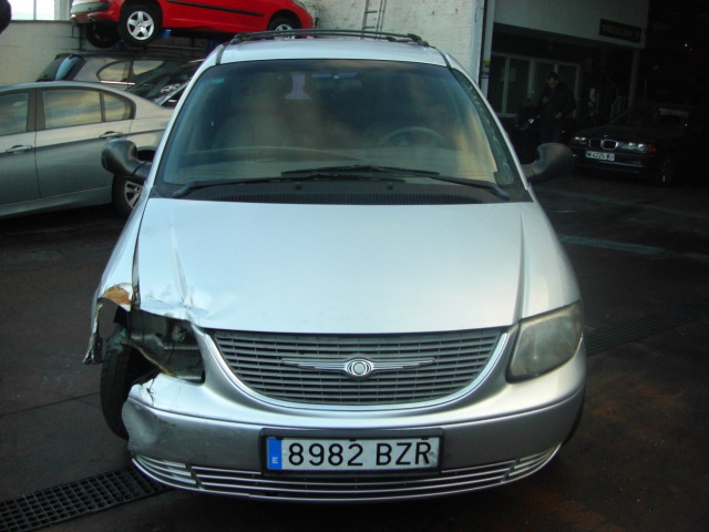 CRYSLER VOYAGER 2.5 DIESEL 142CV 7 PLAZAS