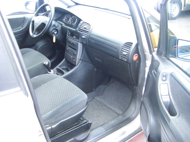 OPEL ZAFIRA 2.4 DTI 125CV