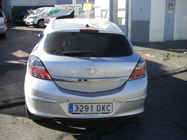 OPEL ASTRA GTC 1.9 DTI 150CV