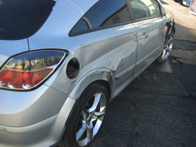 OPEL ASTRA GTC 1.9 DTI 150CV