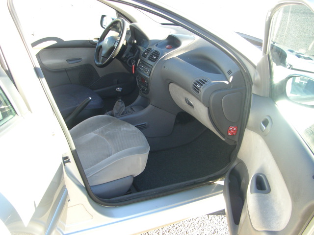 PEUGEOT 206 XT 1.4 HDI 68CV