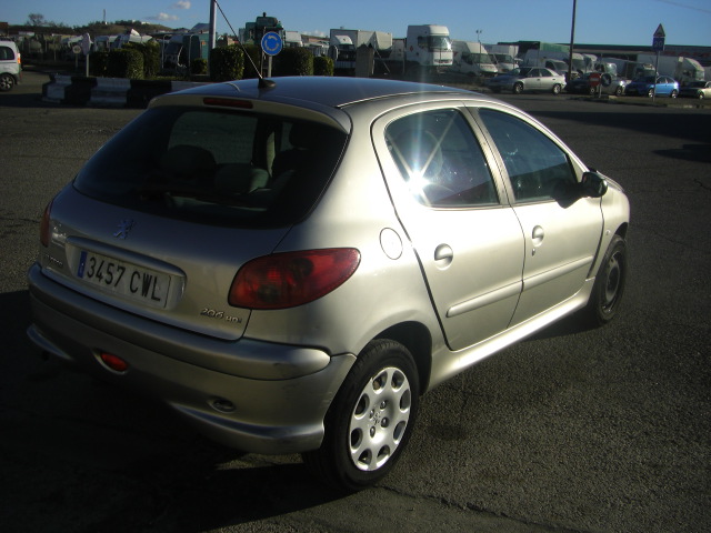PEUGEOT 206 XT 1.4 HDI 68CV