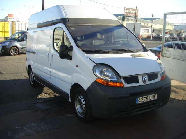 RENAULT TRAFFIC 2.5 D 135CV