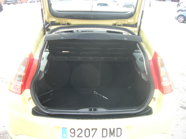 CITROEN C-4 1.6 HDI VTR PLUS 110CV