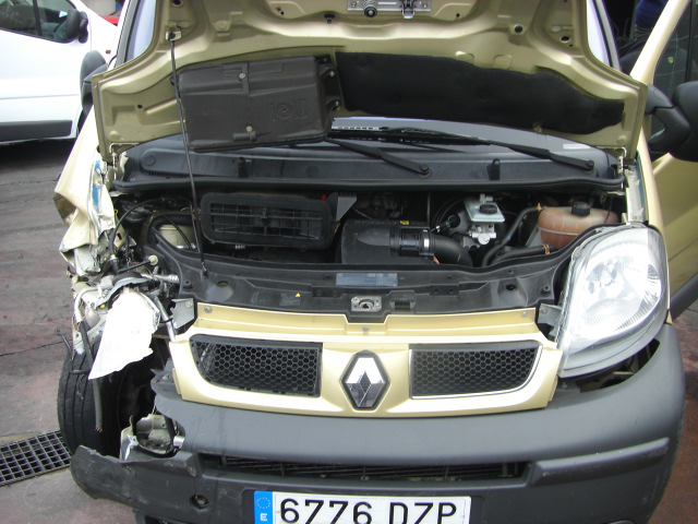 RENAULT TRAFIC 2.5 DCI 135CV 6 PLAZAS