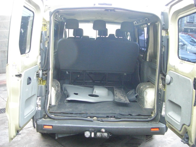 RENAULT TRAFIC 2.5 DCI 135CV 6 PLAZAS