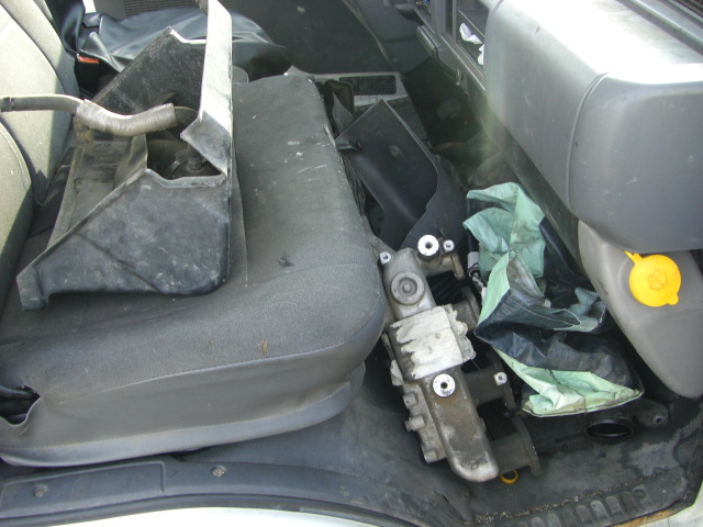 NISSAN CABSTAR E-95 2.7 D 90CV