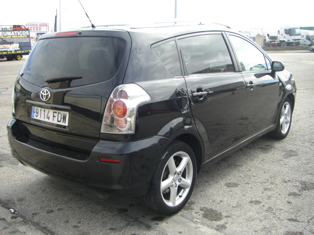 TOYOTA CORROLLA VERSO 2.2 D4D 7 PLAZAS