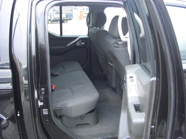 NISSAN NAVARA 2.5 DCI 174CV