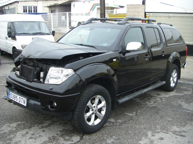 NISSAN NAVARA 2.5 DCI 174CV