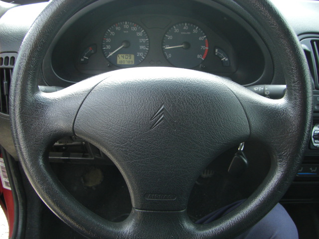 CITROEN SAXO 1.4 GASOLINA 75CV