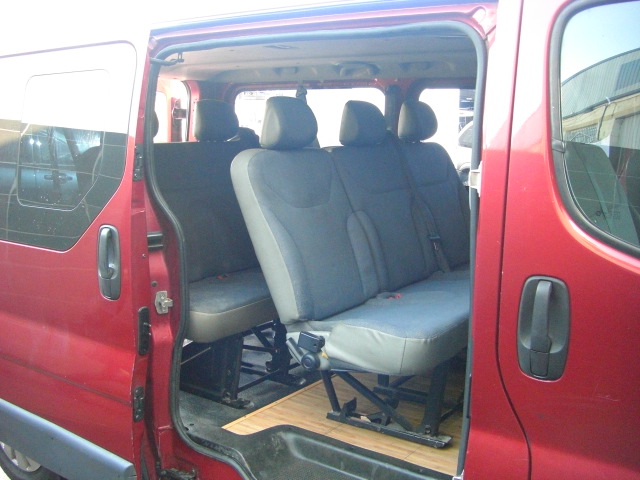 NISSAN PRIMASTAR 2.5 DCI 135CV 9 PLAZAS