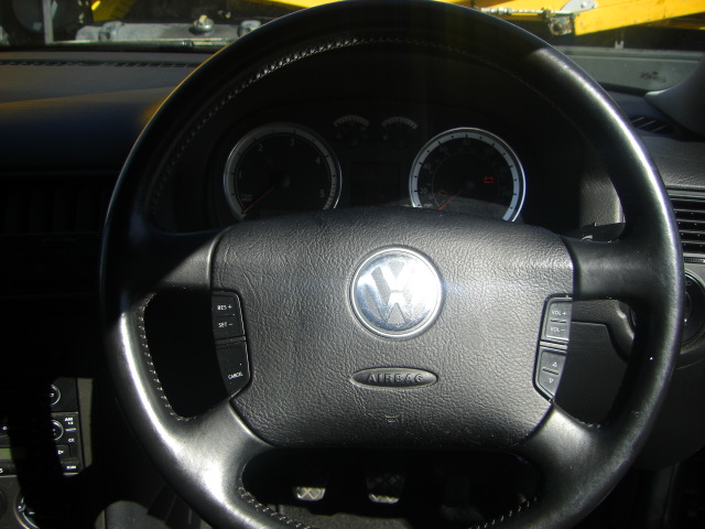 VOLKSWAGEN BORA 1.9 TDI 100CV