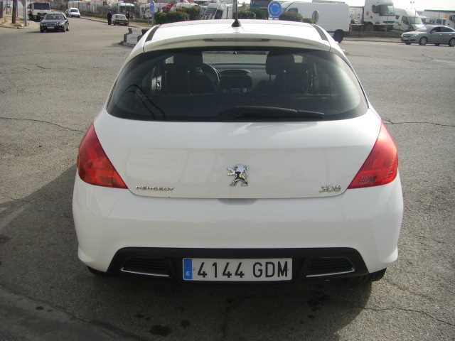 PEUGEOT 308 1.6 HDI 110CV