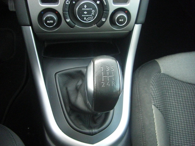 PEUGEOT 308 1.6 HDI 110CV