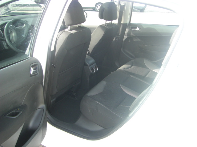 PEUGEOT 308 1.6 HDI 110CV