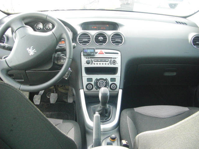 PEUGEOT 308 1.6 HDI 110CV