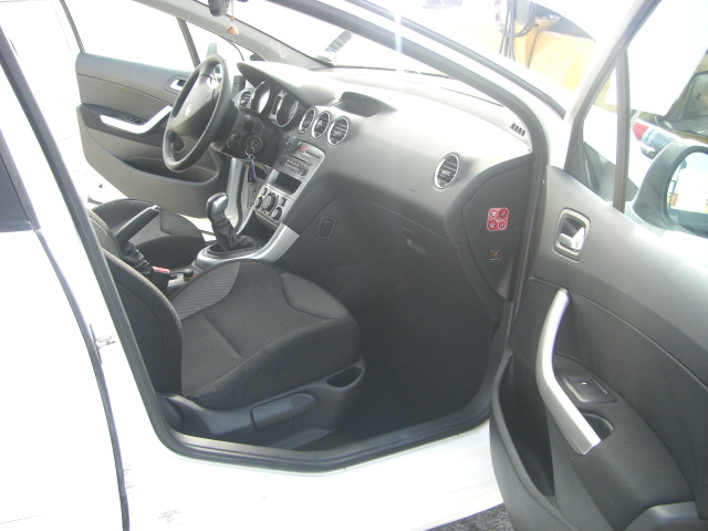 PEUGEOT 308 1.6 HDI 110CV