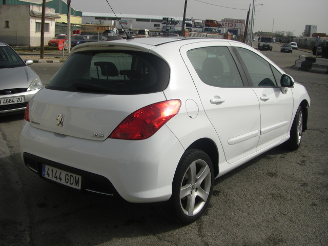 PEUGEOT 308 1.6 HDI 110CV